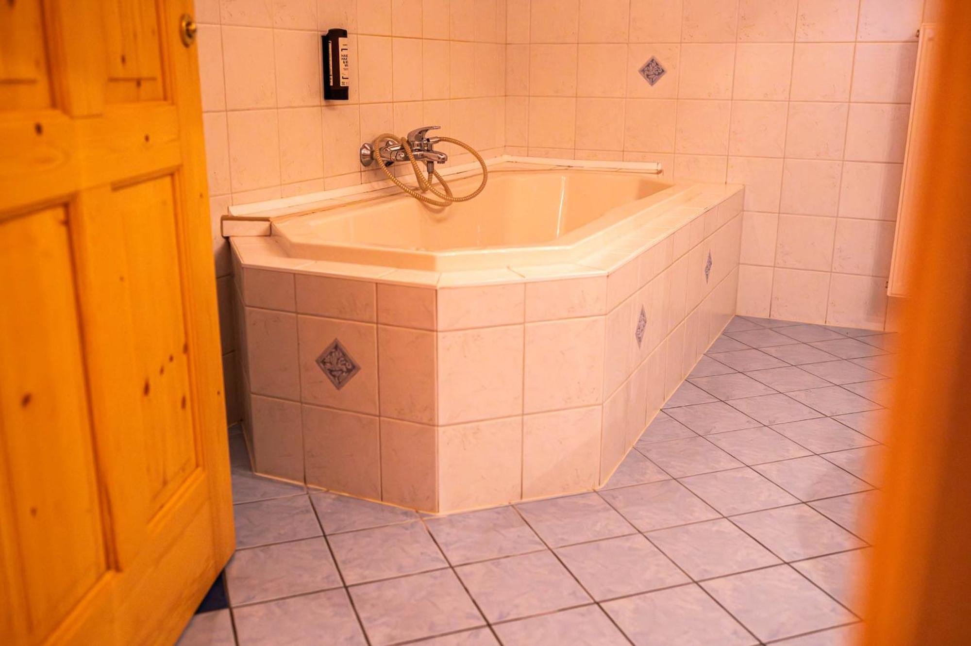 Edelweiss Lodge Lachtal I Self Check-In Rom bilde